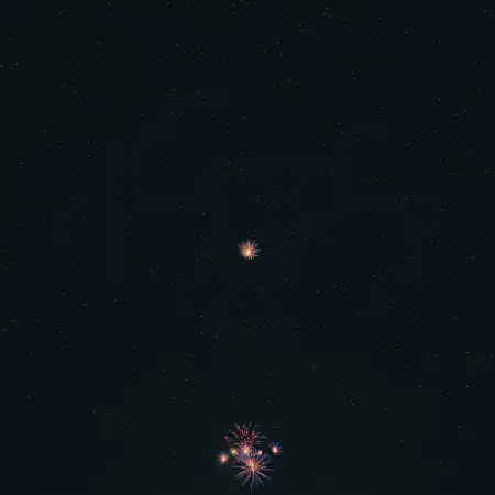 New Year Fireworks Background Ocean Reflection - Free New Year Fireworks Background Download